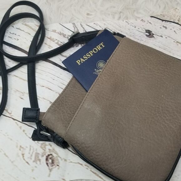 Faux Leather Dark Tan. Crossbody Bag. - Picture 8 of 11